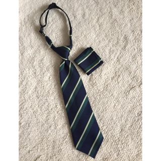 ユナイテッドアローズグリーンレーベルリラクシング(UNITED ARROWS green label relaxing)のグリーンレーベル キッズネクタイ ポケットチーフ セット(ドレス/フォーマル)