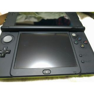 new 3ds LL ライムブラック