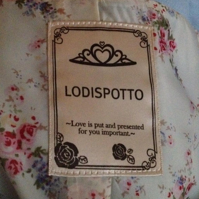 LODISPOTTO(ロディスポット)のLODISPOTTO スプリングコート  レディースのジャケット/アウター(スプリングコート)の商品写真