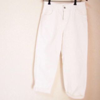 ダブルクローゼット(w closet)のゆるっと白デニムパンツ❁(デニム/ジーンズ)