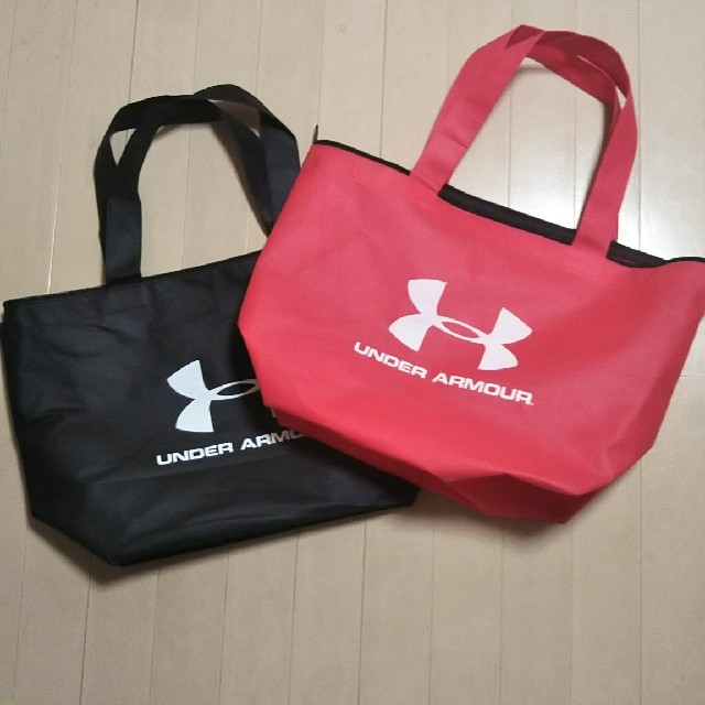 UNDER ARMOUR(アンダーアーマー)のunder armour ショップ袋 赤黒セット スポーツ/アウトドアのスポーツ/アウトドア その他(その他)の商品写真