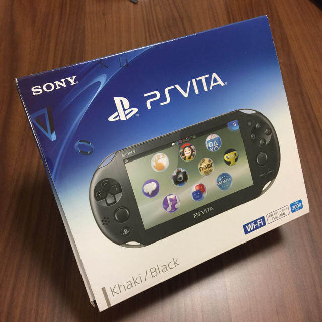 PlayStation Vita(プレイステーションヴィータ)のPSVITA2000本体セット エンタメ/ホビーのゲームソフト/ゲーム機本体(携帯用ゲーム機本体)の商品写真