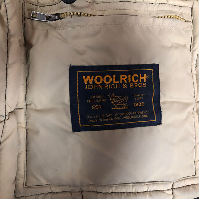 WOOLRICH(ウールリッチ)のウールリッチダウンジャケット メンズのジャケット/アウター(ダウンジャケット)の商品写真