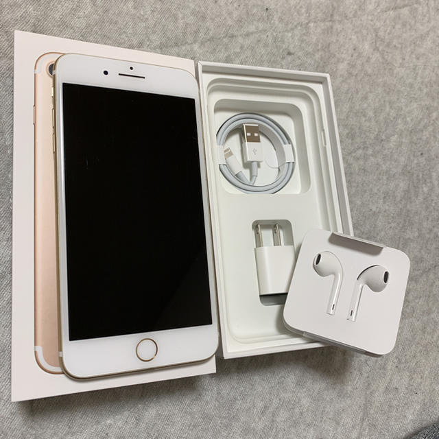 iPhone 7 Plus Gold 128GBスマートフォン本体