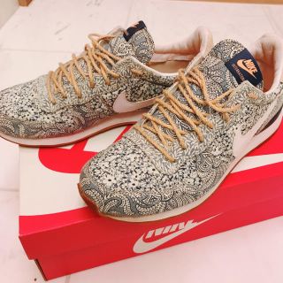 ナイキ(NIKE)のWomens NIKE Internationalist Liberty 美品(スニーカー)