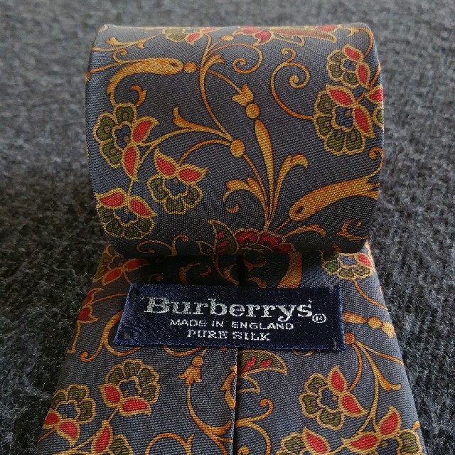 BURBERRY(バーバリー)の美品【Burberrys】 英国高級ブランドネクタイ　バーバリー brs35 メンズのファッション小物(ネクタイ)の商品写真