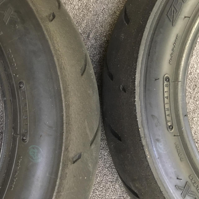 BRIDGESTONE(ブリヂストン)の中古 レーシングバトラックス S01 S02前後セット 自動車/バイクのバイク(パーツ)の商品写真