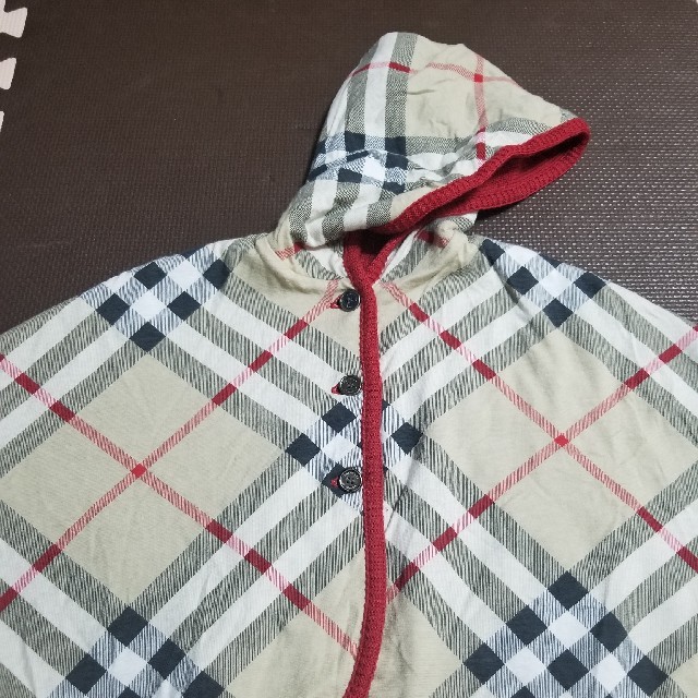 BURBERRY(バーバリー)のコブ様専用☆バーバリー　リバーシブルポンチョ キッズ/ベビー/マタニティのベビー服(~85cm)(ジャケット/コート)の商品写真