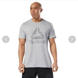 リーボック(Reebok)のReebok　Tシャツ　新品(Tシャツ/カットソー(半袖/袖なし))