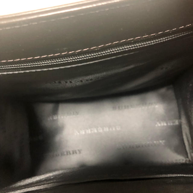 BURBERRY(バーバリー)のBurberry ハンドバッグ 新品未使用 レディースのバッグ(ハンドバッグ)の商品写真