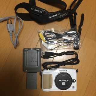 オリンパス(OLYMPUS)のOlympus e-pl2ボディと付属品(デジタル一眼)