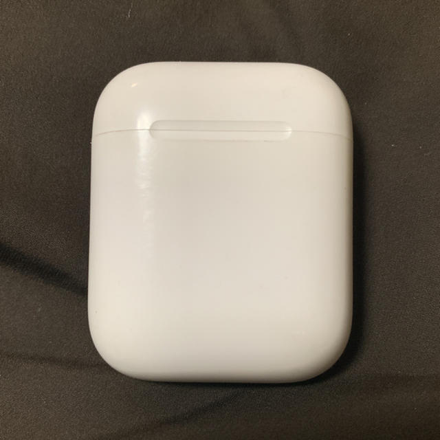 AirPods apple