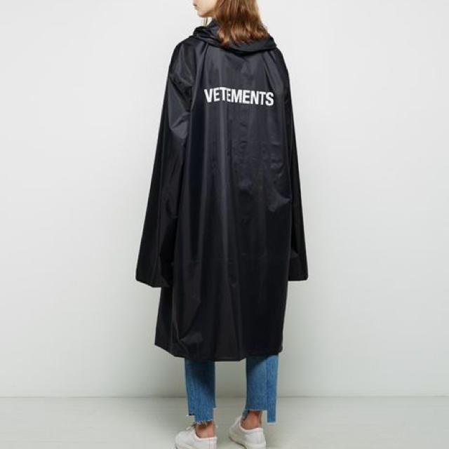 Supreme(シュプリーム)のvetements ヴェトモン レインコート メンズのファッション小物(レインコート)の商品写真