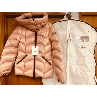 モンクレール(MONCLER)のモンクレール moncler akebia ピンク pink ショート ダウン(ダウンジャケット)