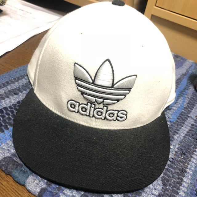 adidas(アディダス)のadidas⭐キャップ メンズの帽子(キャップ)の商品写真