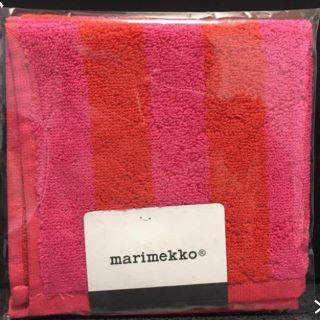 マリメッコ(marimekko)のマリメッコ ハンドタオル 新品未使用(ハンカチ)