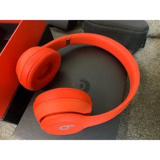 ビーツバイドクタードレ(Beats by Dr Dre)のbeats solo3 wireless product red ヘッドフォン(ヘッドフォン/イヤフォン)