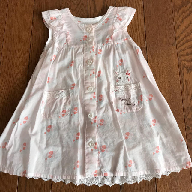 coeur a coeur(クーラクール)のクーラクール♡バックフリルワンピース90 キッズ/ベビー/マタニティのキッズ服女の子用(90cm~)(ワンピース)の商品写真