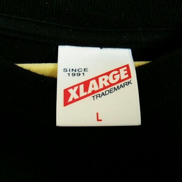 XLARGE(エクストララージ)のXｰLARGE☆スイカ柄ロゴＴ！ レディースのトップス(Tシャツ(半袖/袖なし))の商品写真