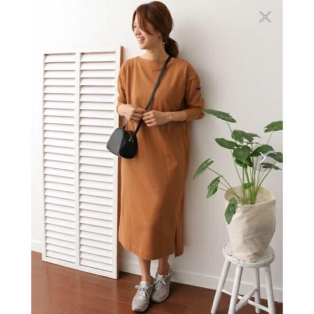 URBAN RESEARCH DOORS(アーバンリサーチドアーズ)のURBAN RESEARCH DOORS WOMENS マキシワンピース レディースのワンピース(ロングワンピース/マキシワンピース)の商品写真