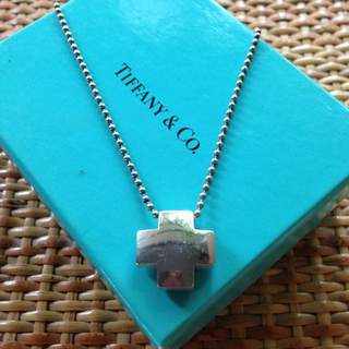 Tiffany & Co. - TIFFANY ローマンクロスネックレスの通販 by aya's 