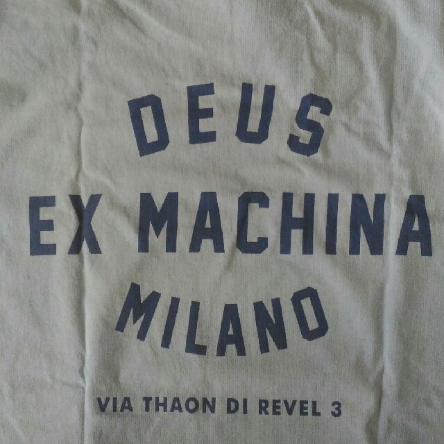 Deus ex Machina(デウスエクスマキナ)の最終値下げ 新品未使用 デウスエクスマキナ Tシャツ メンズのトップス(Tシャツ/カットソー(半袖/袖なし))の商品写真