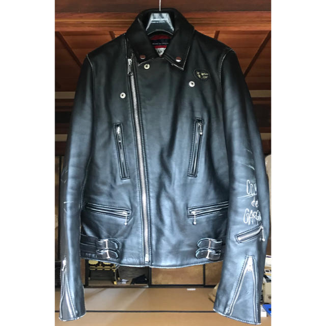 COMME des GARCONS(コムデギャルソン)のCOMME des GARCONS 青山限定 Lewis Leathers 38 メンズのジャケット/アウター(ライダースジャケット)の商品写真