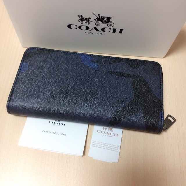 COACH(コーチ)の新品　COACH　長財布　人気　迷彩　レア　ブルー メンズのファッション小物(長財布)の商品写真