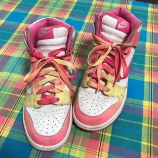 ナイキ(NIKE)のNIKE ハイカット スニーカー ピンク レインボー  エアマックス(スニーカー)