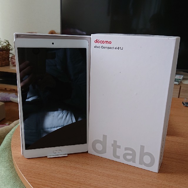 docomo dtab compact d-01J