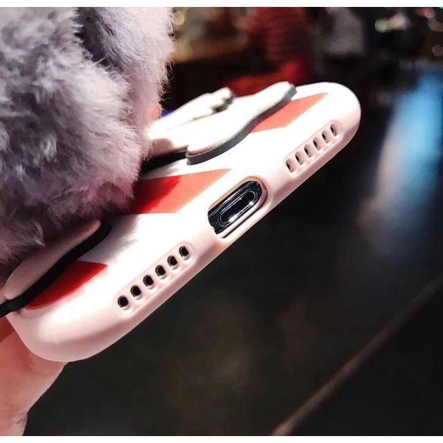 ファーチャーム付きおしゃぶりBABY スマホ/家電/カメラのスマホアクセサリー(iPhoneケース)の商品写真