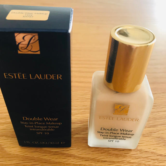 Estee Lauder(エスティローダー)の専用です☺︎︎エスティローダー ダブルウェア ファンデーション 【SAND】 コスメ/美容のベースメイク/化粧品(ファンデーション)の商品写真