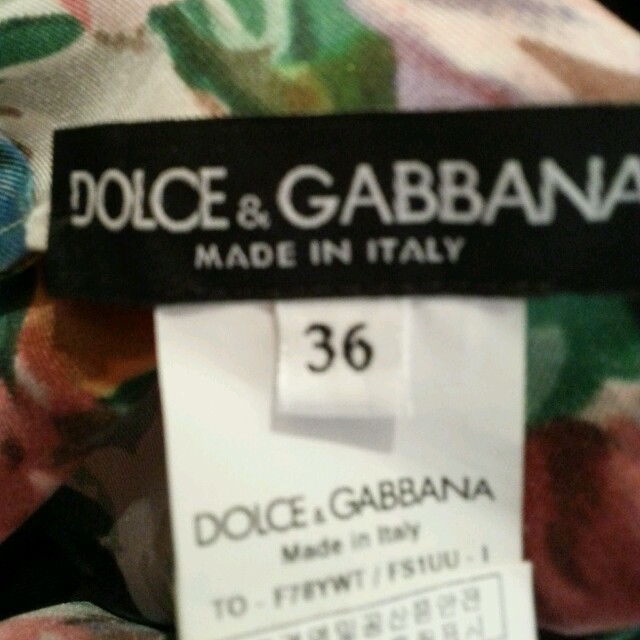 DOLCE&GABBANA(ドルチェアンドガッバーナ)のドルチェ&ガッバーナ☆トップス レディースのトップス(カットソー(半袖/袖なし))の商品写真