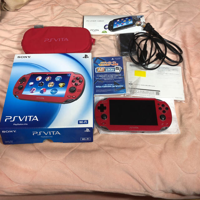 PlayStation Vita(プレイステーションヴィータ)の(2月いっぱい限定値下げ)PS Vita PCH-1000 ZA03 エンタメ/ホビーのゲームソフト/ゲーム機本体(携帯用ゲーム機本体)の商品写真