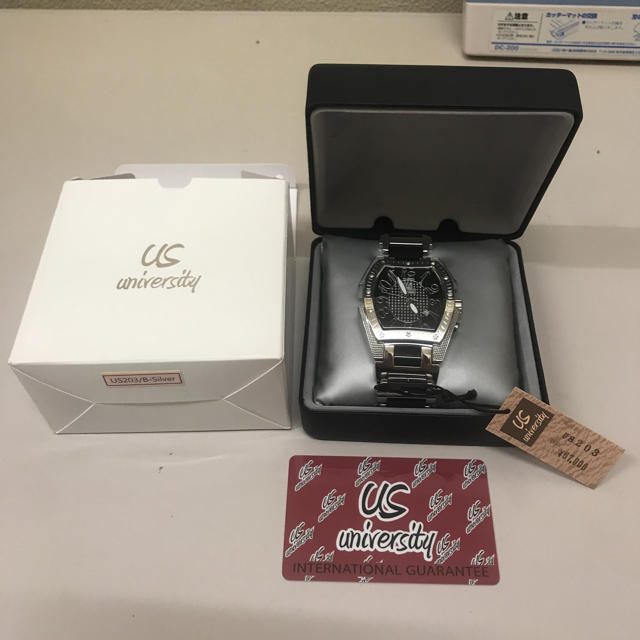 品質一番の Univercity ユニバーシティ US-203/B-silver 腕時計 腕時計(アナログ)