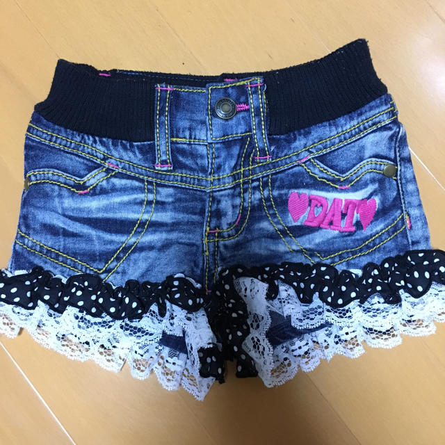 DAT(ダット)のDAT ショーパン　最終値下げ キッズ/ベビー/マタニティのキッズ服女の子用(90cm~)(パンツ/スパッツ)の商品写真