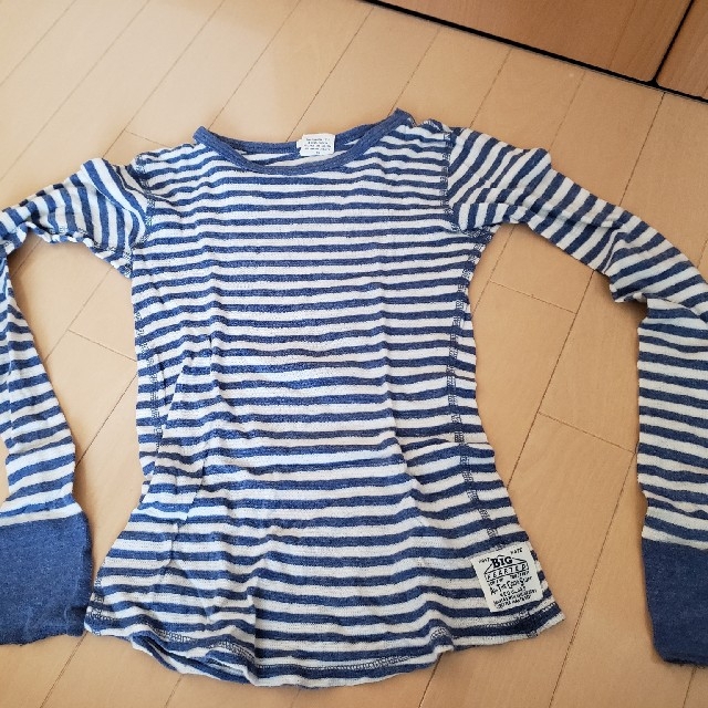 F.O.KIDS(エフオーキッズ)のエフオーキッズ　ロンT　140 キッズ/ベビー/マタニティのキッズ服男の子用(90cm~)(Tシャツ/カットソー)の商品写真