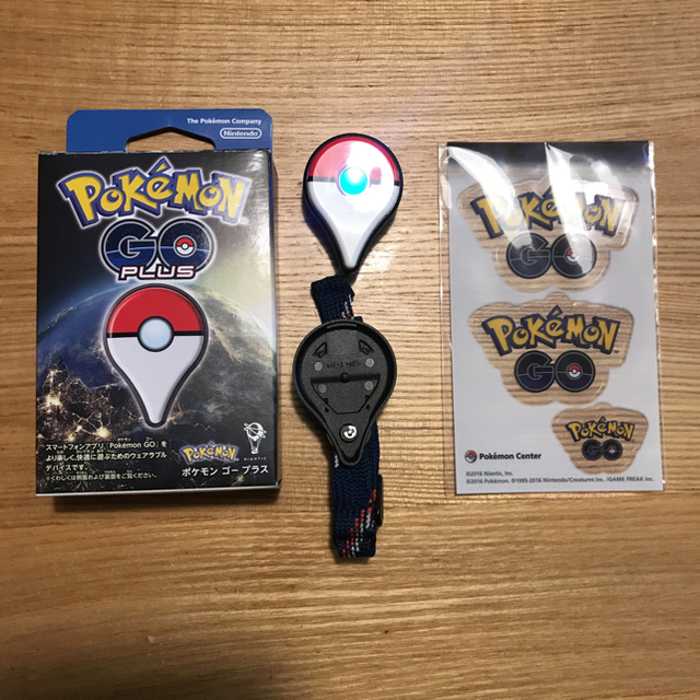 ポケモンGOプラス ステッカー付き