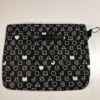 マークバイマークジェイコブス(MARC BY MARC JACOBS)のMARC BY MARC JACOBS ポーチ(ポーチ)