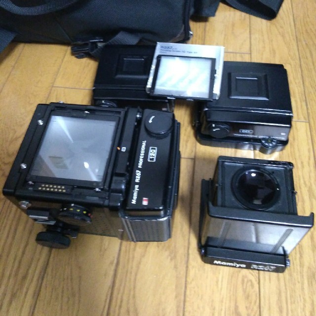 マミヤ Mamiya RZ67 professional カメラ おまけ付き スマホ/家電/カメラのカメラ(フィルムカメラ)の商品写真