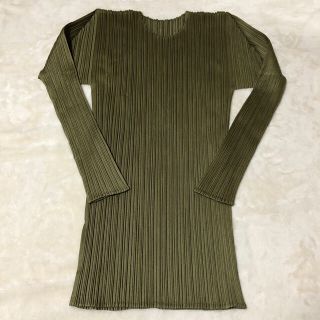 プリーツプリーズイッセイミヤケ(PLEATS PLEASE ISSEY MIYAKE)のPLEATSPLEASE プリーツプリーズ トップス(シャツ/ブラウス(長袖/七分))