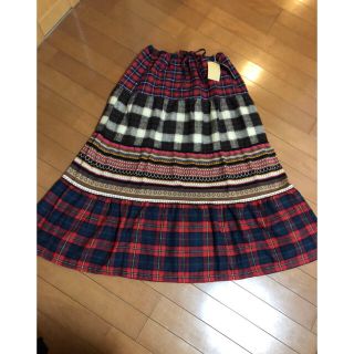 💘赤チェックスカート‼️未使用品‼️🌟(ロングスカート)