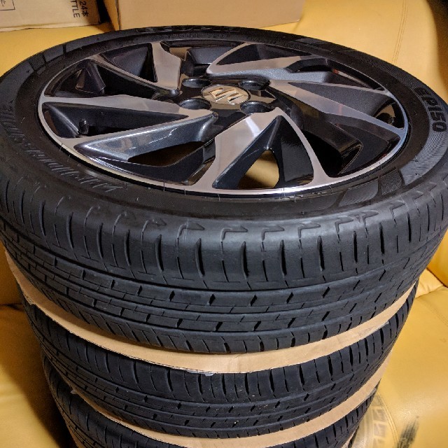 スズキ(スズキ)のスズキ スペーシア165/55R15 　純正ホイールとタイヤの4本セット
中古
 自動車/バイクの自動車(タイヤ・ホイールセット)の商品写真