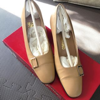 サルヴァトーレフェラガモ(Salvatore Ferragamo)のフェラガモ パンプス ビンテージ(ハイヒール/パンプス)