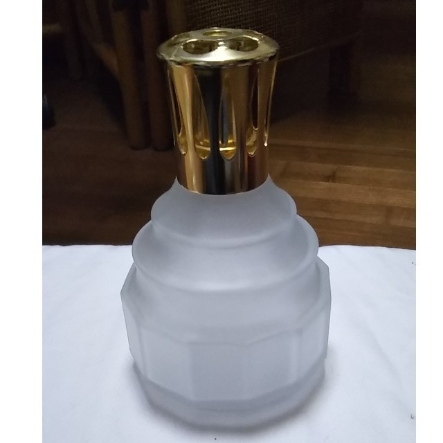 LAMP BERGER ランプ（スノウ）アロマオイル他色々セット コスメ/美容のリラクゼーション(アロマポット/アロマランプ/芳香器)の商品写真