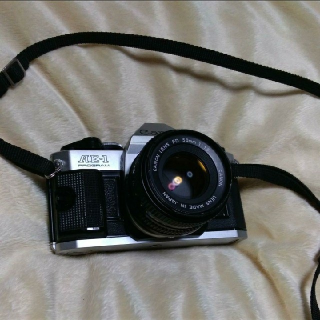 Canon　AE-1 プログラムフィルムカメラ
