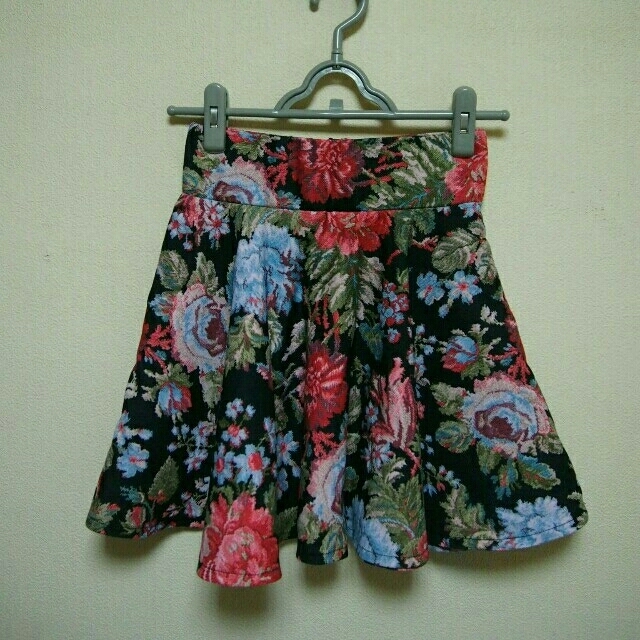 ROJITA(ロジータ)のゴブラン織スカート レディースのスカート(ミニスカート)の商品写真