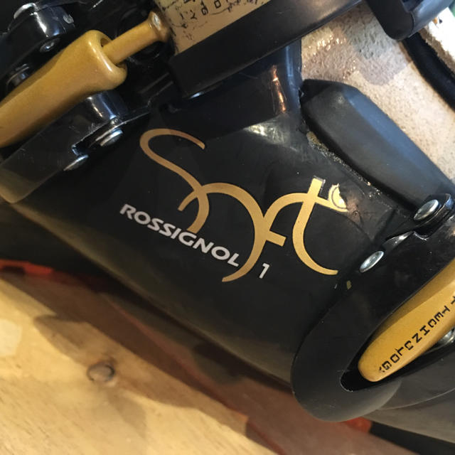 ROSSIGNOL - ほぼ新品!お洒落でシックなロシニョールのスキーブーツ