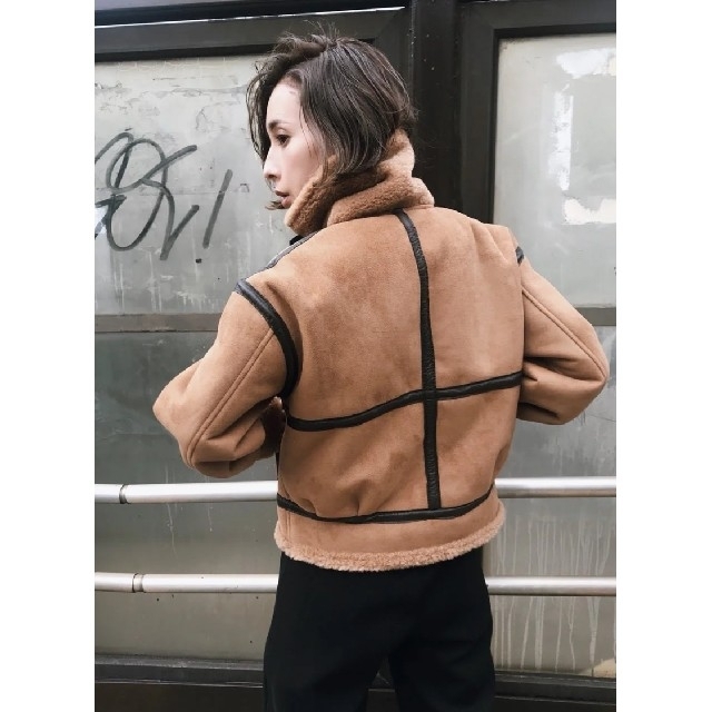 Ameri VINTAGE(アメリヴィンテージ)のぴよりん様専用　ameri CARAMEL FLIGHT JACKET レディースのジャケット/アウター(ムートンコート)の商品写真