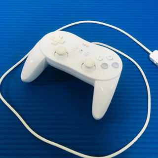 ウィーユー(Wii U)のゆいさま専用 Wii U/Wii クラシックコントローラー(家庭用ゲームソフト)